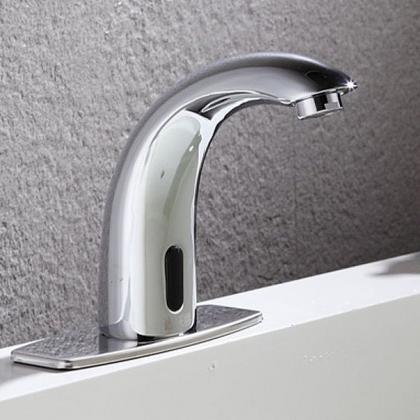 bathroom touchless sensor faucet